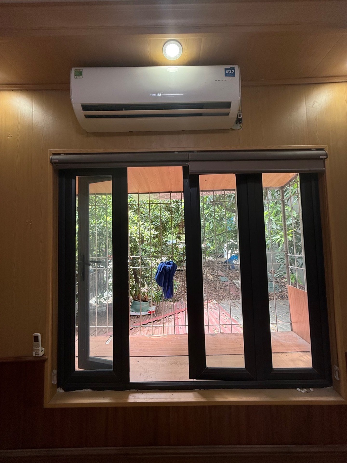 Bán nhà Hoàng Đạo Thành - diện tích 100m2 2 tầng - Ô tô - giá 6,9 tỷ