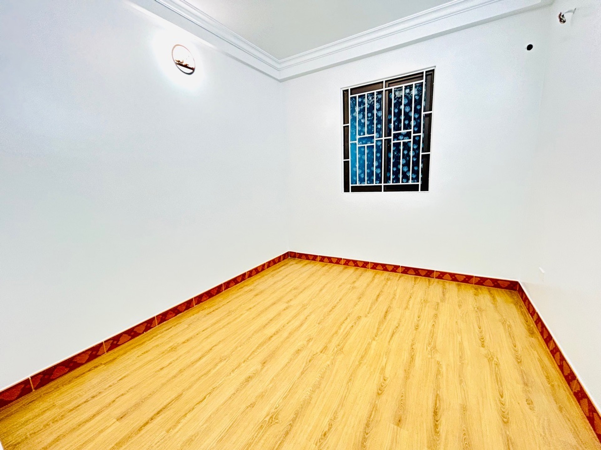 Bán nhà Nam Dư - diện tích 47m2 5 tầng - Nhà đẹp thơm mùi sơn - giá 10,5 tỷ