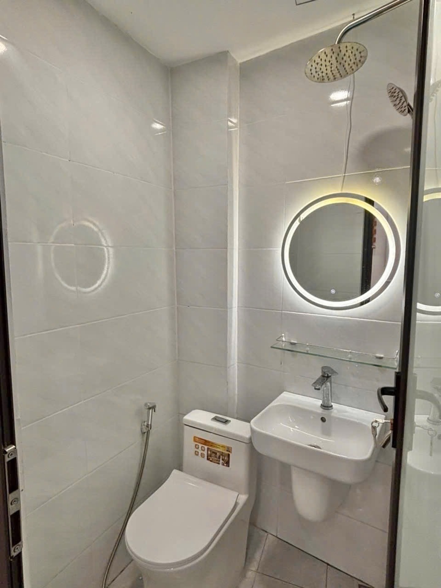 Bán nhà Hai Bà Trưng - diện tích 30m2 5 tầng - HÀNG HIẾM - VỊ TRÍ ĐẸP ĐẮC ĐỊA - giá 8,6 tỷ