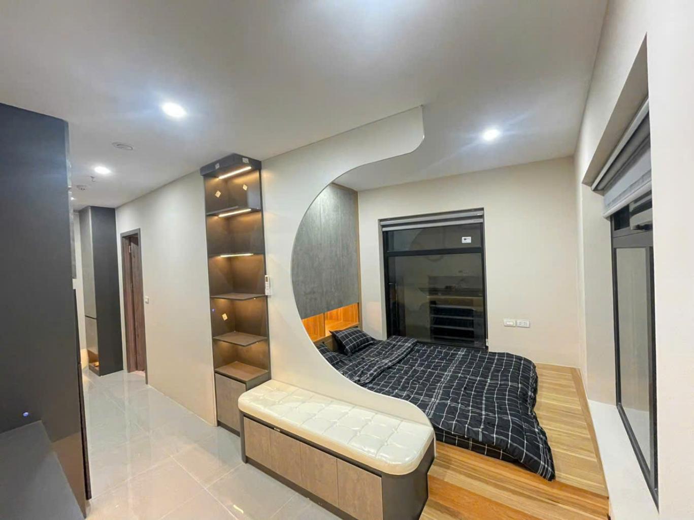 Bán nhà Đại Đồng - diện tích 160m2 6 tầng - Lô góc 2 mặt thoáng - giá 52,5 tỷ