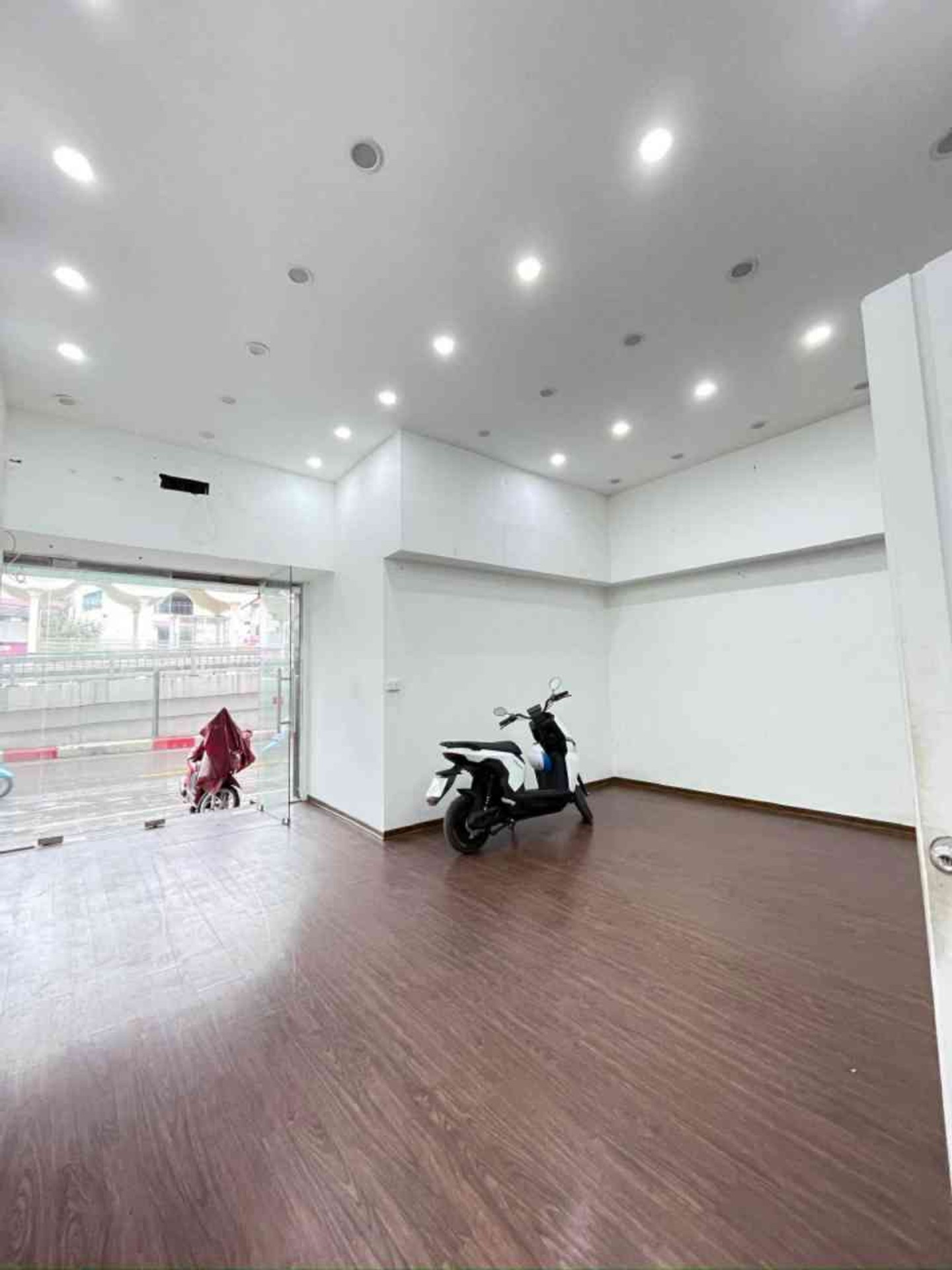 Bán nhà Chùa Bộc - diện tích 63m2 4 tầng - Mặt phố đỉnh cao - giá 45 tỷ