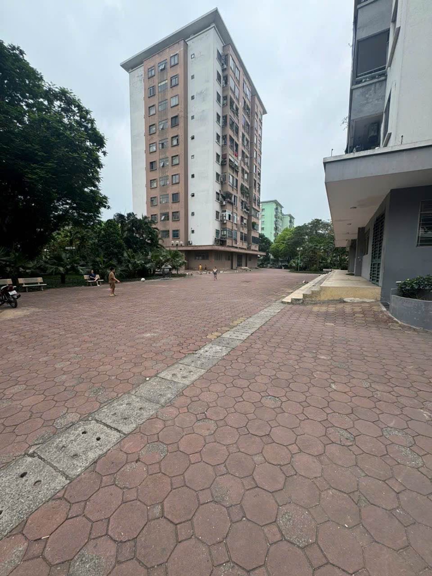 Bán nhà Nơ 21 KĐT mới Pháp Vân - diện tích 81m2 5 tầng - Lô góc - giá 5,75 tỷ