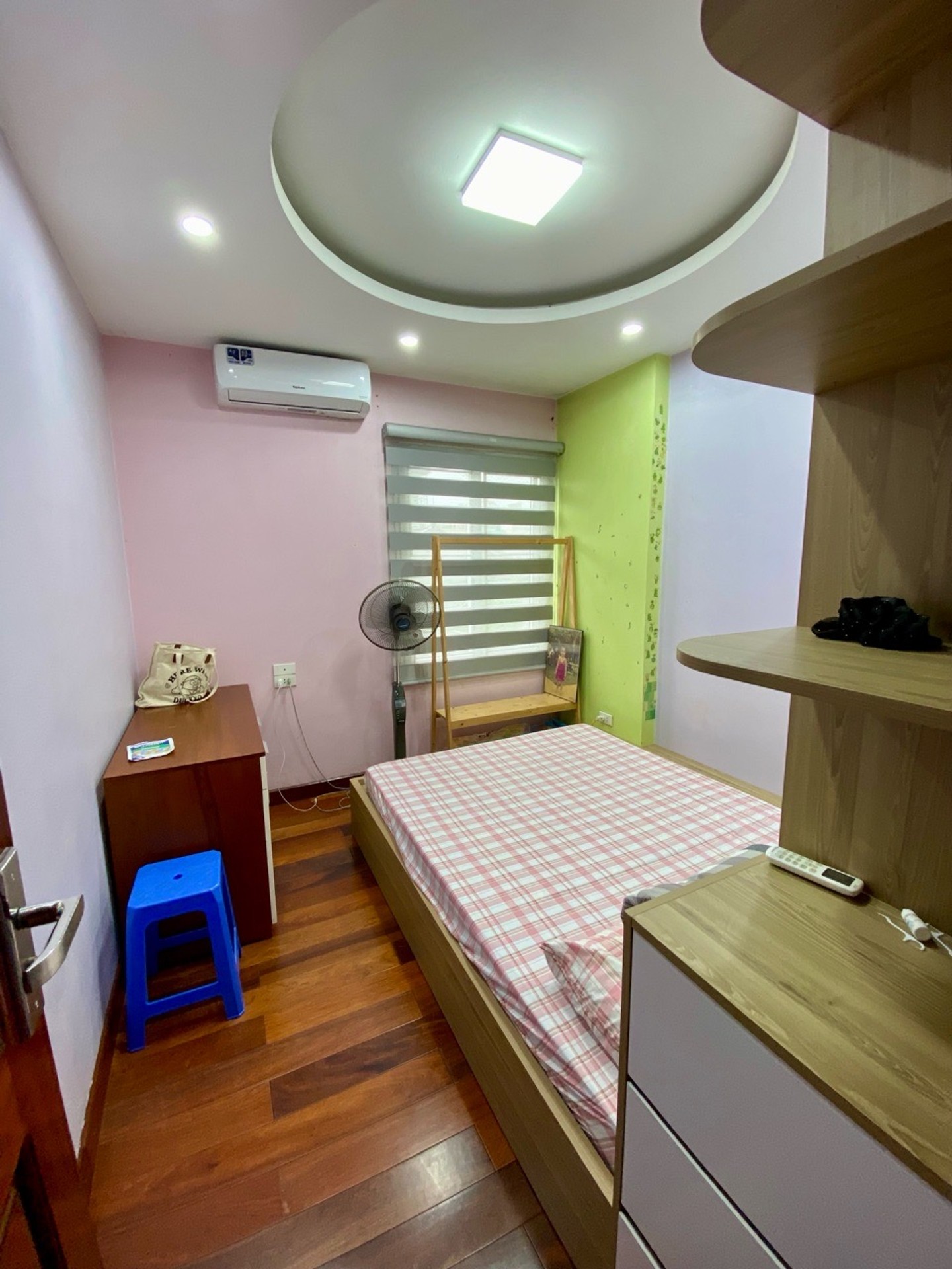 Bán nhà Giải Phóng - diện tích 31m2 5 tầng - Ô TÔ QUA NHÀ - giá 9,5 tỷ