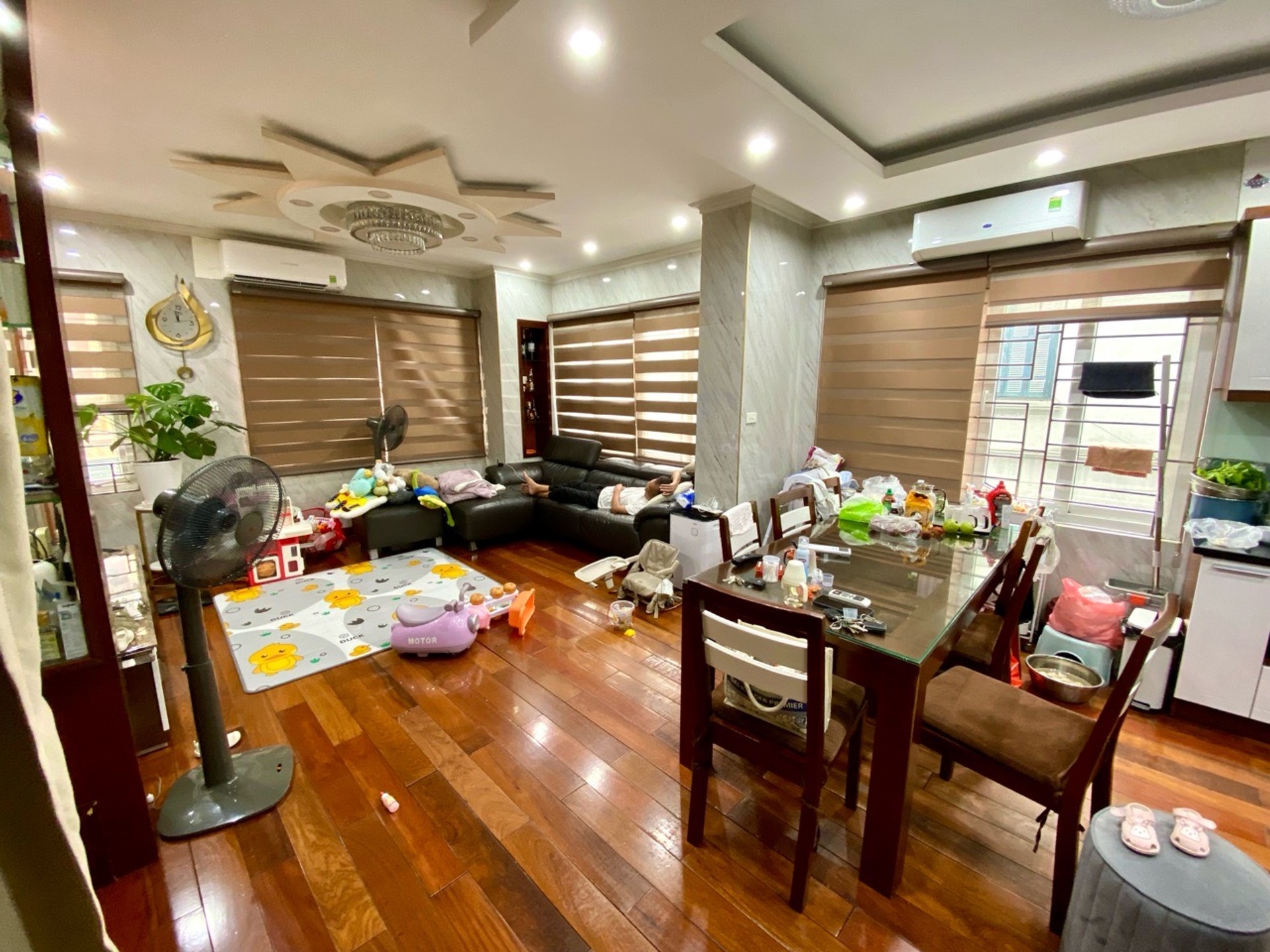 Bán nhà Giải Phóng - diện tích 31m2 5 tầng - Ô TÔ QUA NHÀ - giá 9,5 tỷ