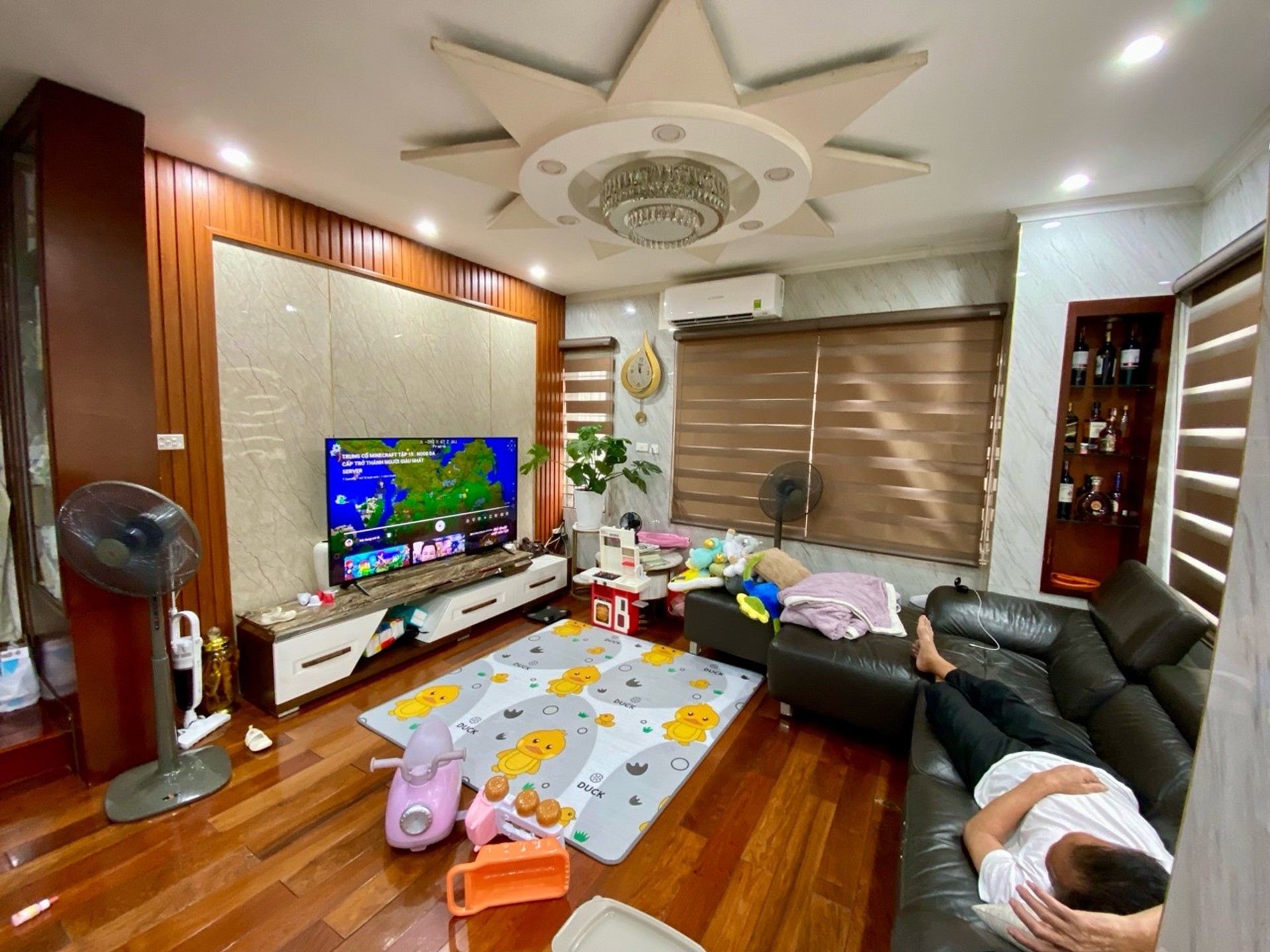 Bán nhà Giải Phóng - diện tích 31m2 5 tầng - Ô TÔ QUA NHÀ - giá 9,5 tỷ