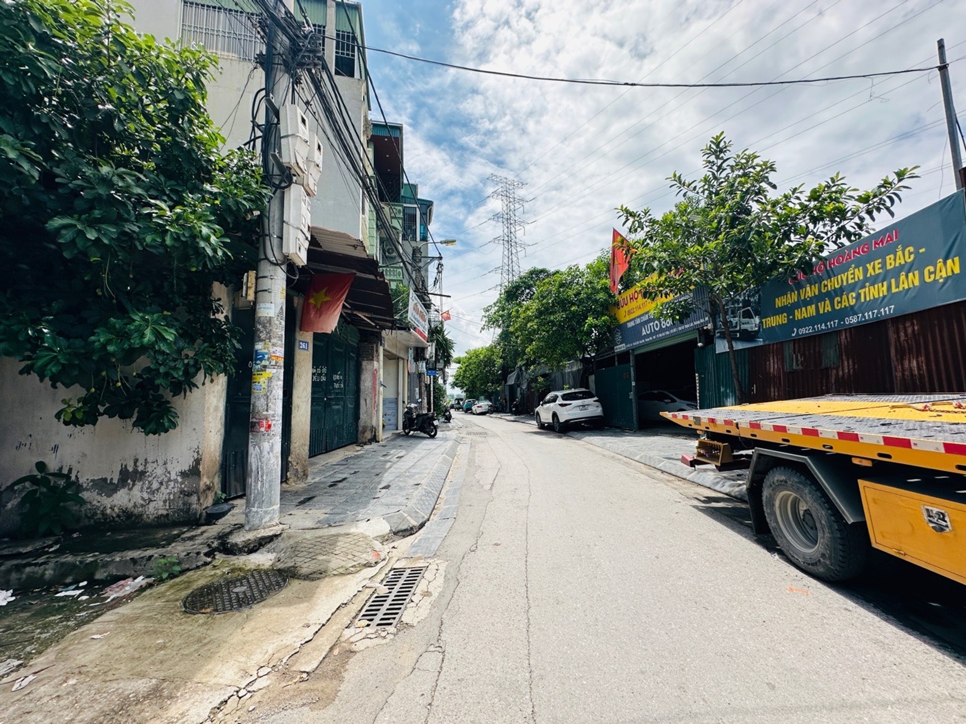 Bán nhà Thịnh Liệt - diện tích 1669m2 1 tầng - Ô TÔ TRÁNH - giá 400 tỷ