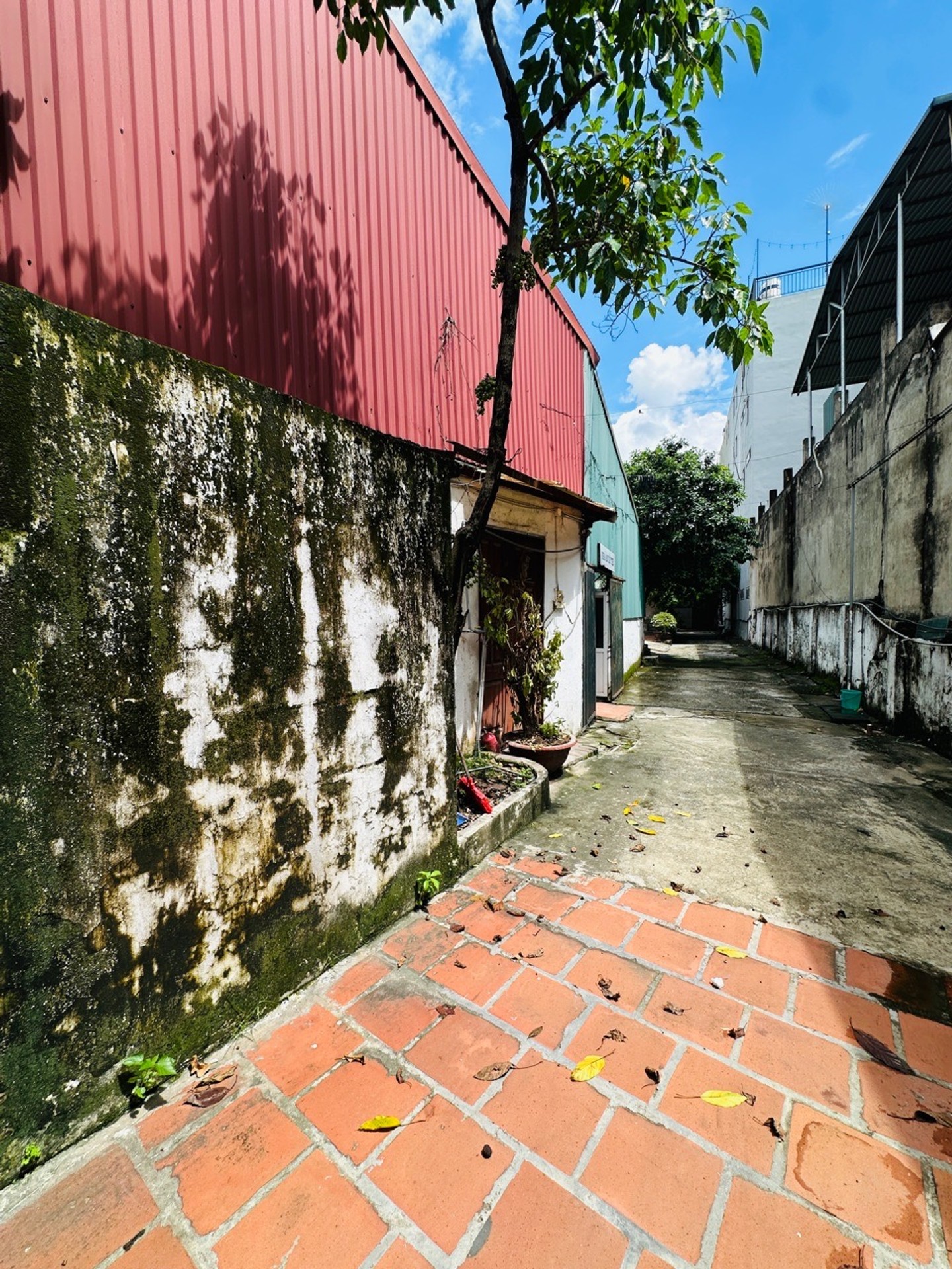 Bán nhà Thịnh Liệt - diện tích 1669m2 1 tầng - Ô TÔ TRÁNH - giá 400 tỷ