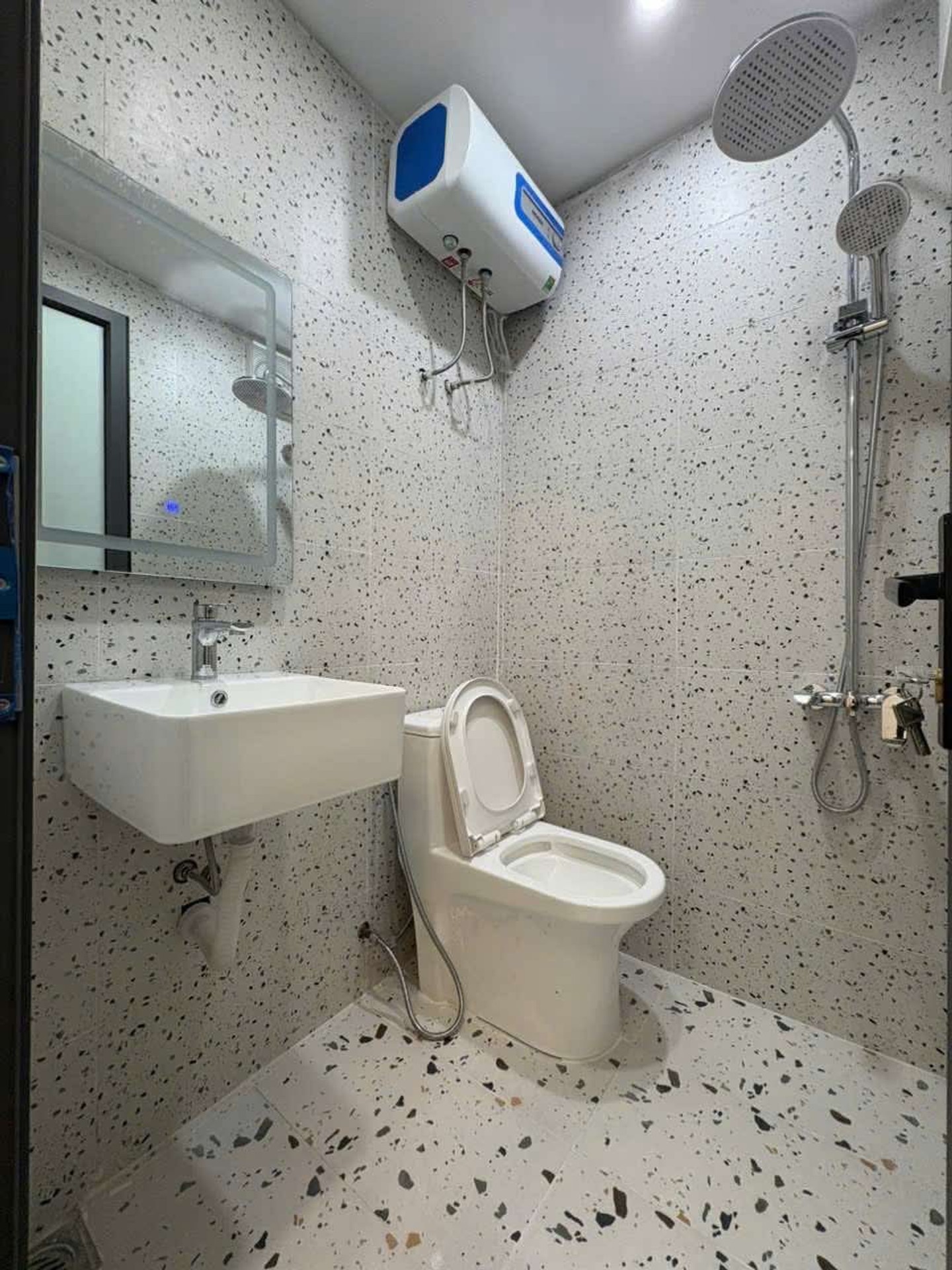 Bán nhà Láng Hạ - diện tích 150m2 2 tầng - Duplex 2 tầng - giá 7,5 tỷ