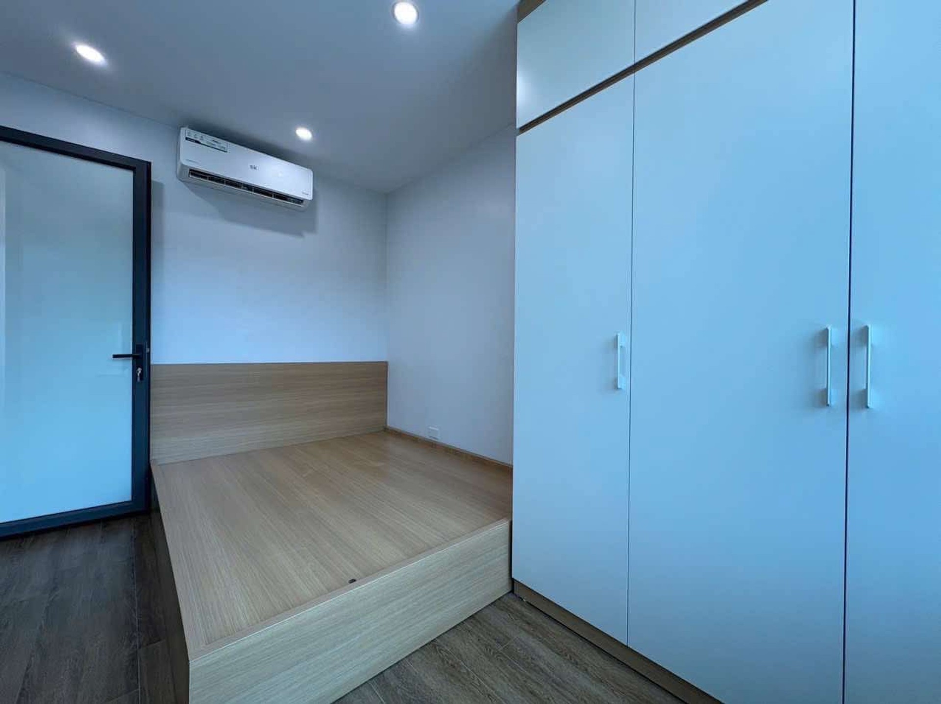 Bán nhà Láng Hạ - diện tích 150m2 2 tầng - Duplex 2 tầng - giá 7,5 tỷ