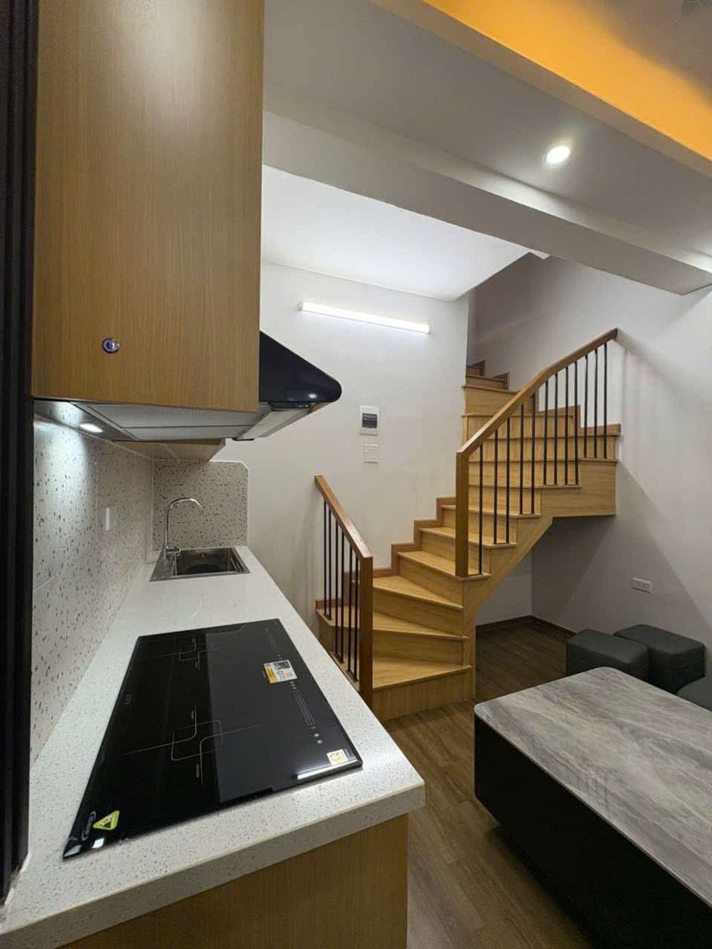 Bán nhà Láng Hạ - diện tích 150m2 2 tầng - Duplex 2 tầng - giá 7,5 tỷ