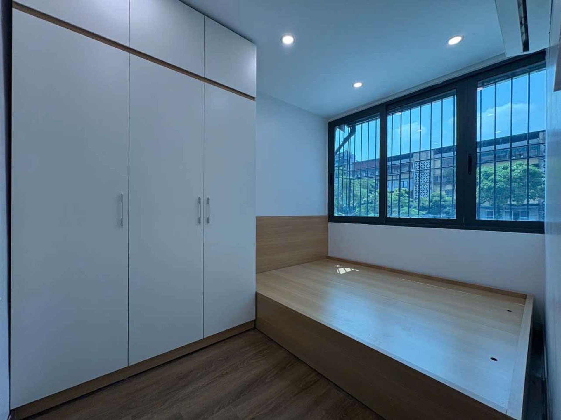 Bán nhà Láng Hạ - diện tích 150m2 2 tầng - Duplex 2 tầng - giá 7,5 tỷ