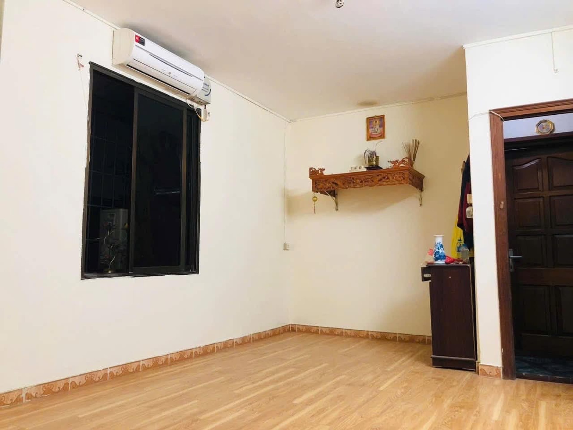 Bán nhà Nguyễn Quý Đức - diện tích 50m2 3 tầng - Lô góc thoáng sáng - giá 2,9 tỷ