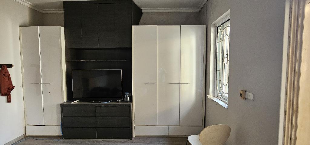 Bán nhà Bùi Xương Trạch - diện tích 112.7m2 5 tầng - Mặt ngõ 2 ô tô tránh - giá 31 tỷ