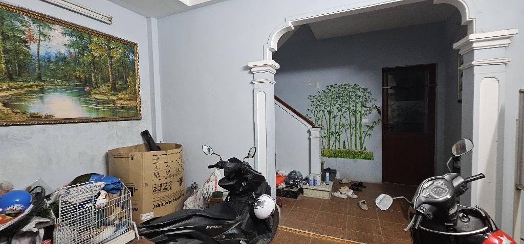 Bán nhà Bùi Xương Trạch - diện tích 112.7m2 5 tầng - Mặt ngõ 2 ô tô tránh - giá 31 tỷ