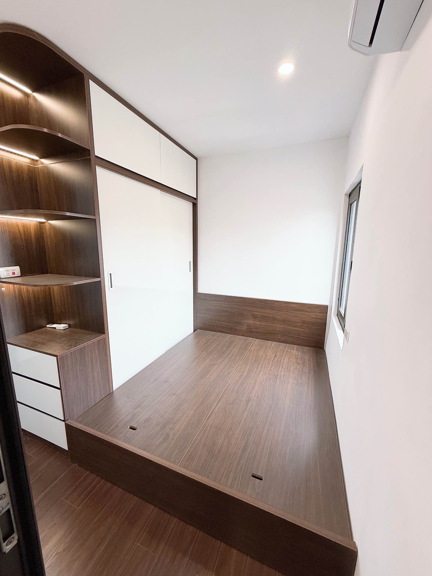 Bán nhà Hồng Mai - diện tích 80m2 1 tầng - Sổ đỏ chính chủ - giá 3,98 tỷ