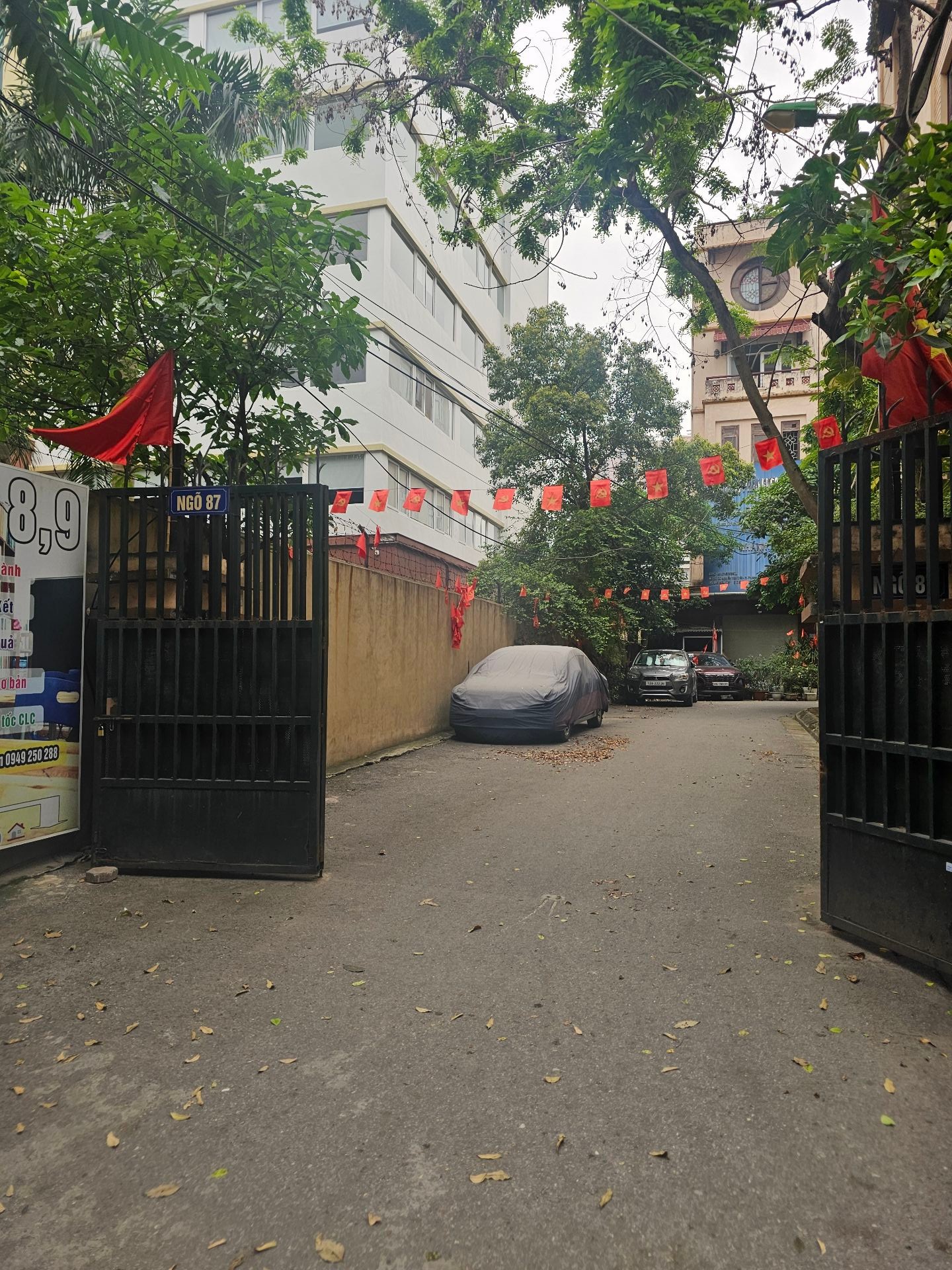 Bán nhà Nguyễn Văn Trỗi - diện tích 80,6m2 4,5 tầng - Phân Lô Cực VIP - giá 32,5 tỷ