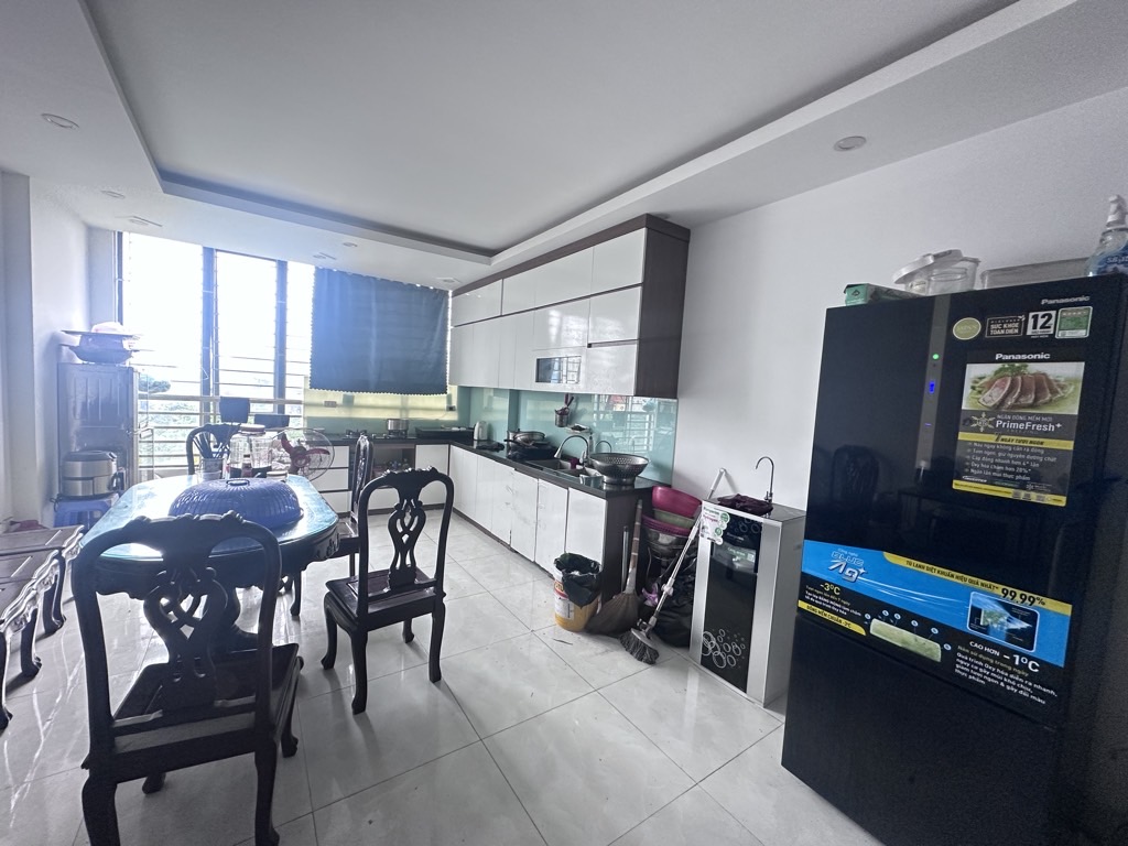 Bán nhà Khương Đình - diện tích 58.8m2 7 tầng - Kinh doanh sầm uất - giá 15 tỷ