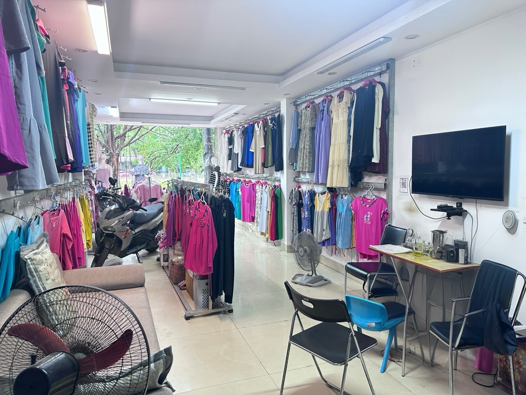 Bán nhà Khương Đình - diện tích 58.8m2 7 tầng - Kinh doanh sầm uất - giá 15 tỷ