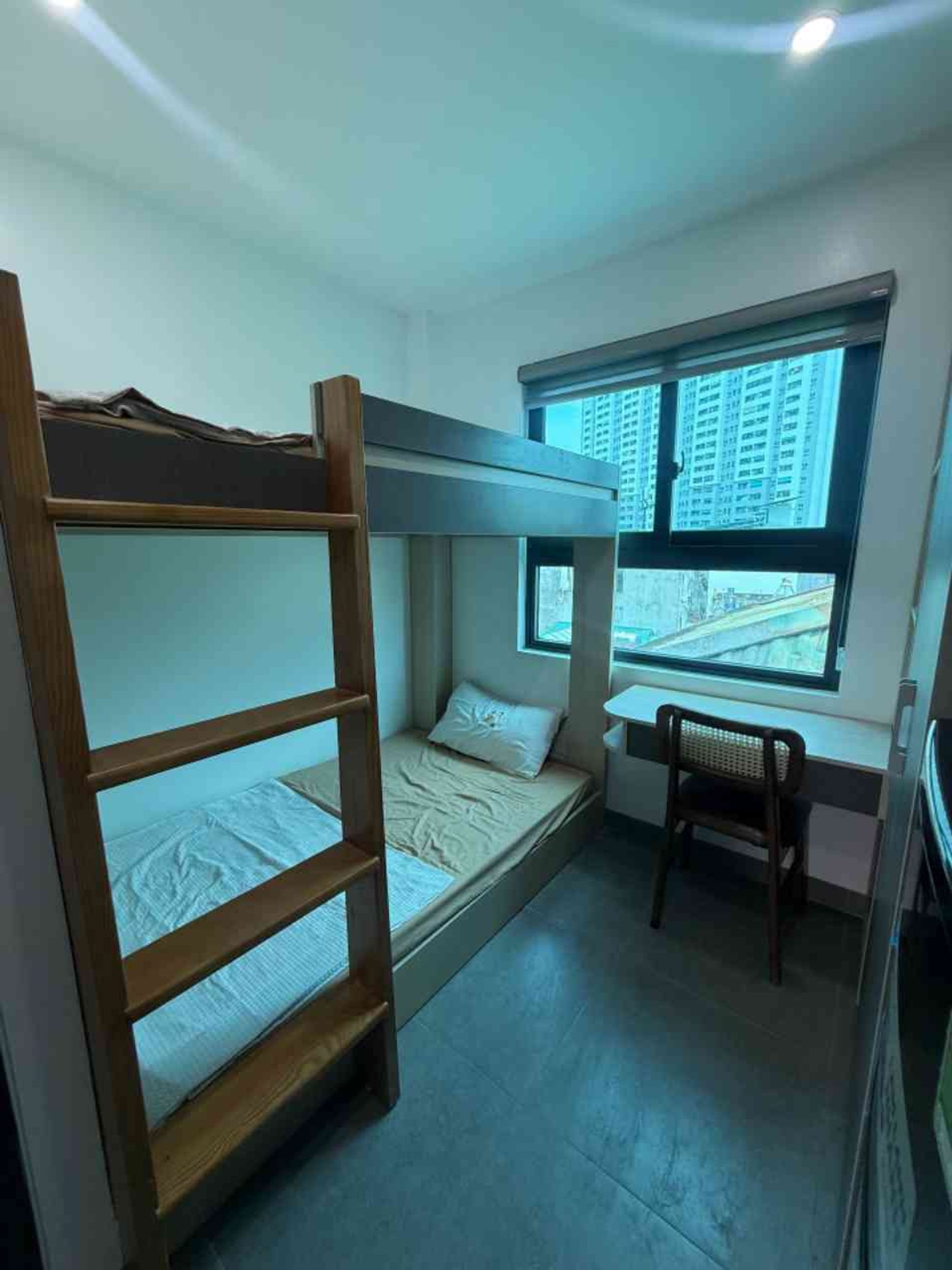 Bán nhà Trương Định - diện tích 35m2 7 tầng - Ngõ ô tô - giá 10,85 tỷ