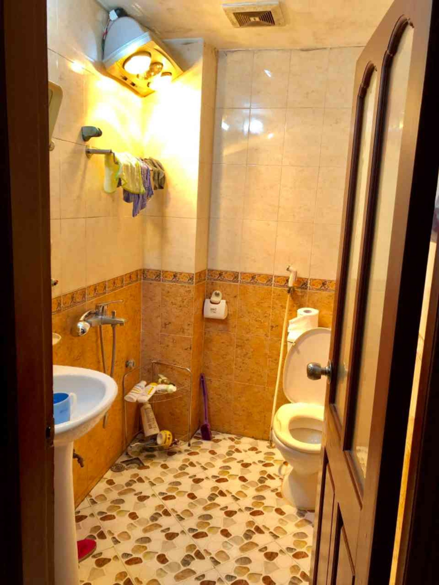Bán nhà Định Công Thượng - diện tích 43m2 3 tầng - Hiếm - Ngõ Thông - giá 7,6 tỷ