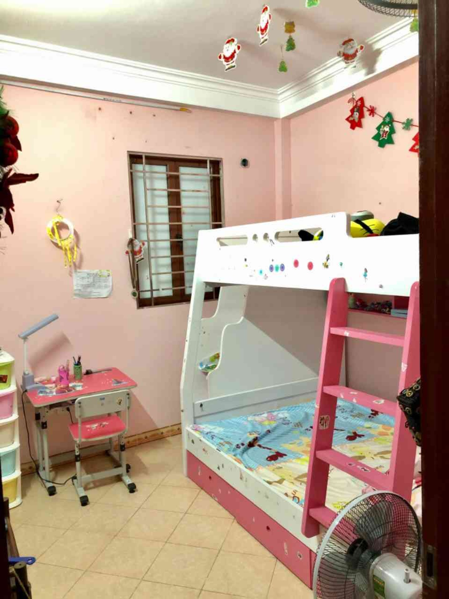Bán nhà Định Công Thượng - diện tích 43m2 3 tầng - Hiếm - Ngõ Thông - giá 7,6 tỷ