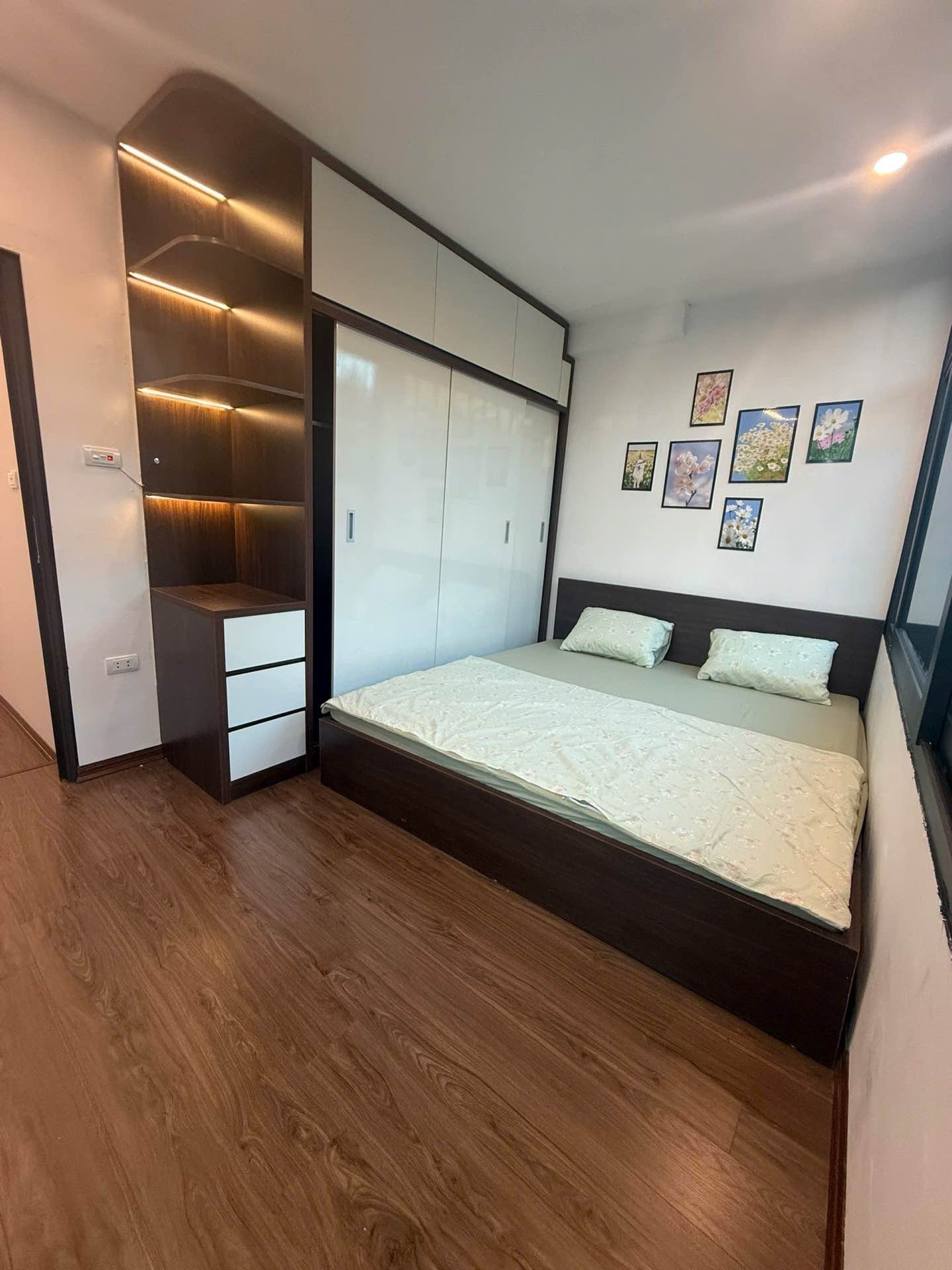 Bán nhà Kim Ngưu - diện tích 31m2 4 tầng - Mặt phố, lô góc - giá 3,9 tỷ