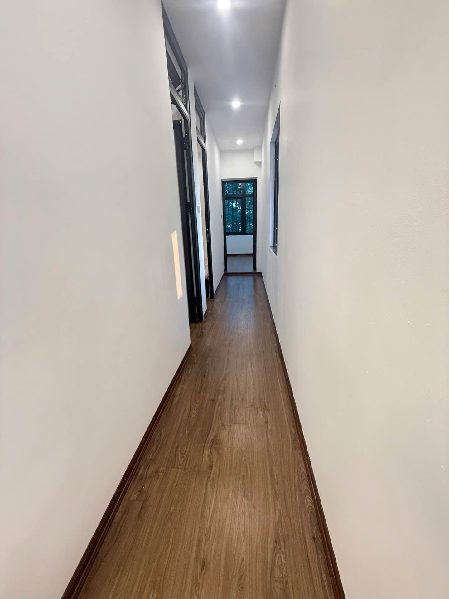 Bán nhà Kim Ngưu - diện tích 31m2 4 tầng - Mặt phố, lô góc - giá 3,9 tỷ