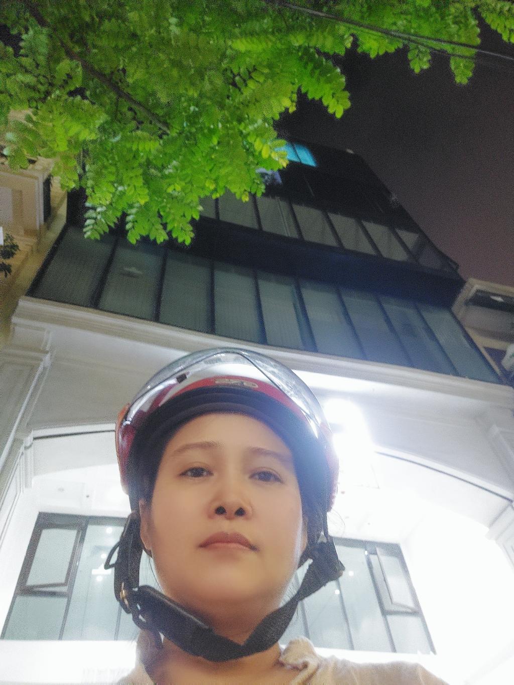 Bán nhà Phố Huế - diện tích 374m2 11 tầng - Lô góc 3 mặt thoáng - giá 700 tỷ