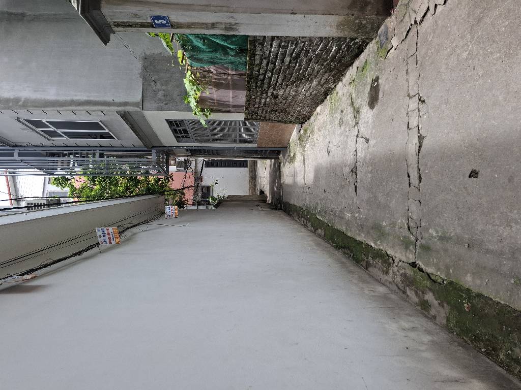 Bán nhà Nguyễn Khoái - diện tích 231m2 1 tầng - đất gần chợ - giá 17 tỷ