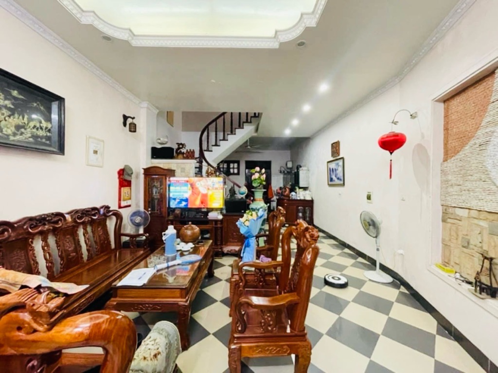 Bán nhà Xã Đàn - diện tích 88.5m2 4 tầng - Nhà mặt hồ Đắc Di, kinh doanh văn phòng - giá 26 tỷ