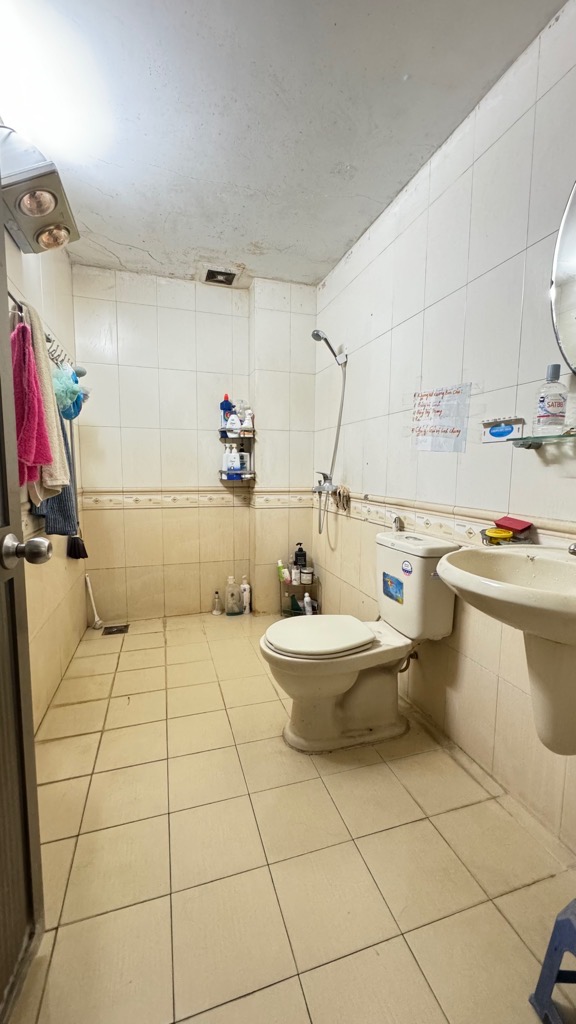 Bán nhà Xã Đàn - diện tích 88.5m2 4 tầng - Nhà mặt hồ Đắc Di, kinh doanh văn phòng - giá 26 tỷ