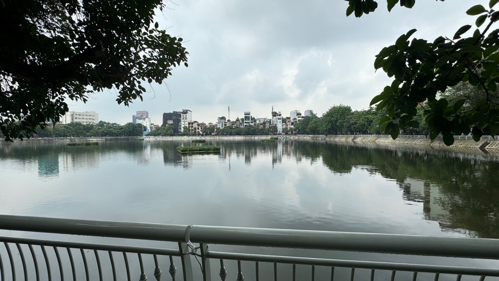 Bán nhà Xã Đàn - diện tích 88.5m2 4 tầng - Nhà mặt hồ Đắc Di, kinh doanh văn phòng - giá 26 tỷ