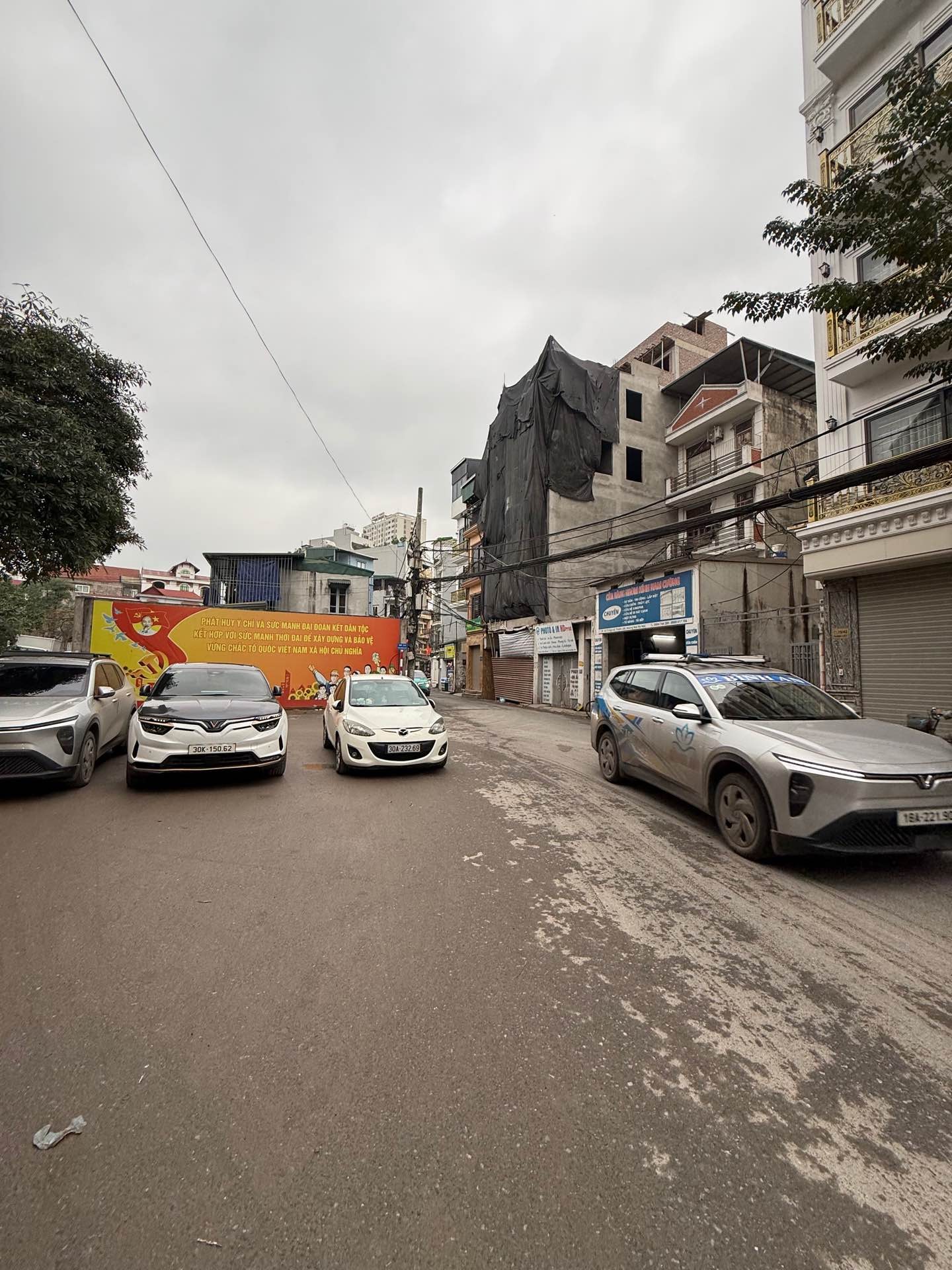 Bán nhà Thịnh Liệt - diện tích 118m2 0 tầng - Đất - giá 38 tỷ