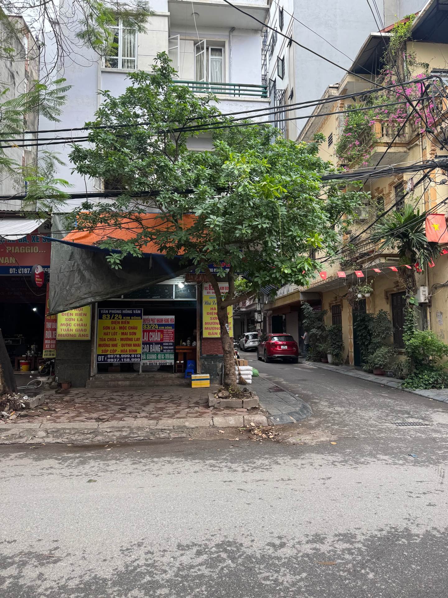 Bán nhà Kim Đồng - diện tích 53m2 6 tầng - Lô góc, ô tô tránh - giá 27 tỷ