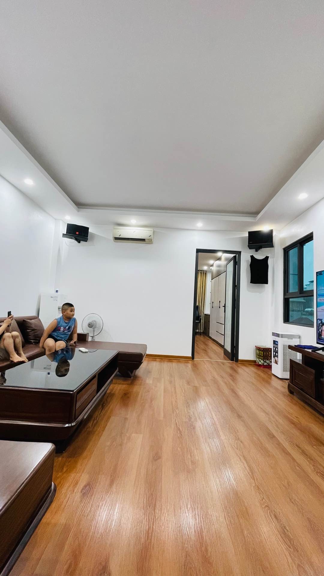 Bán nhà Yên Hòa - diện tích 65m2 7 tầng - Mặt phố vip trung tâm Cầu Giấy - giá 32 tỷ
