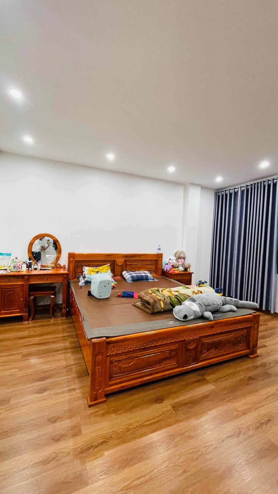 Bán nhà Yên Hòa - diện tích 65m2 7 tầng - Mặt phố vip trung tâm Cầu Giấy - giá 32 tỷ