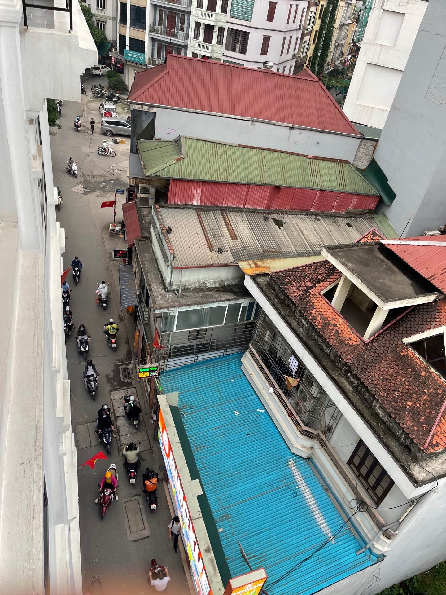 Bán nhà Yên Hòa - diện tích 65m2 7 tầng - Mặt phố vip trung tâm Cầu Giấy - giá 32 tỷ