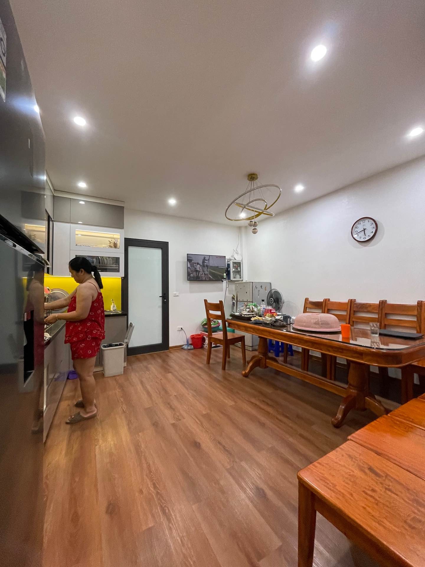 Bán nhà Yên Hòa - diện tích 65m2 7 tầng - Mặt phố vip trung tâm Cầu Giấy - giá 32 tỷ