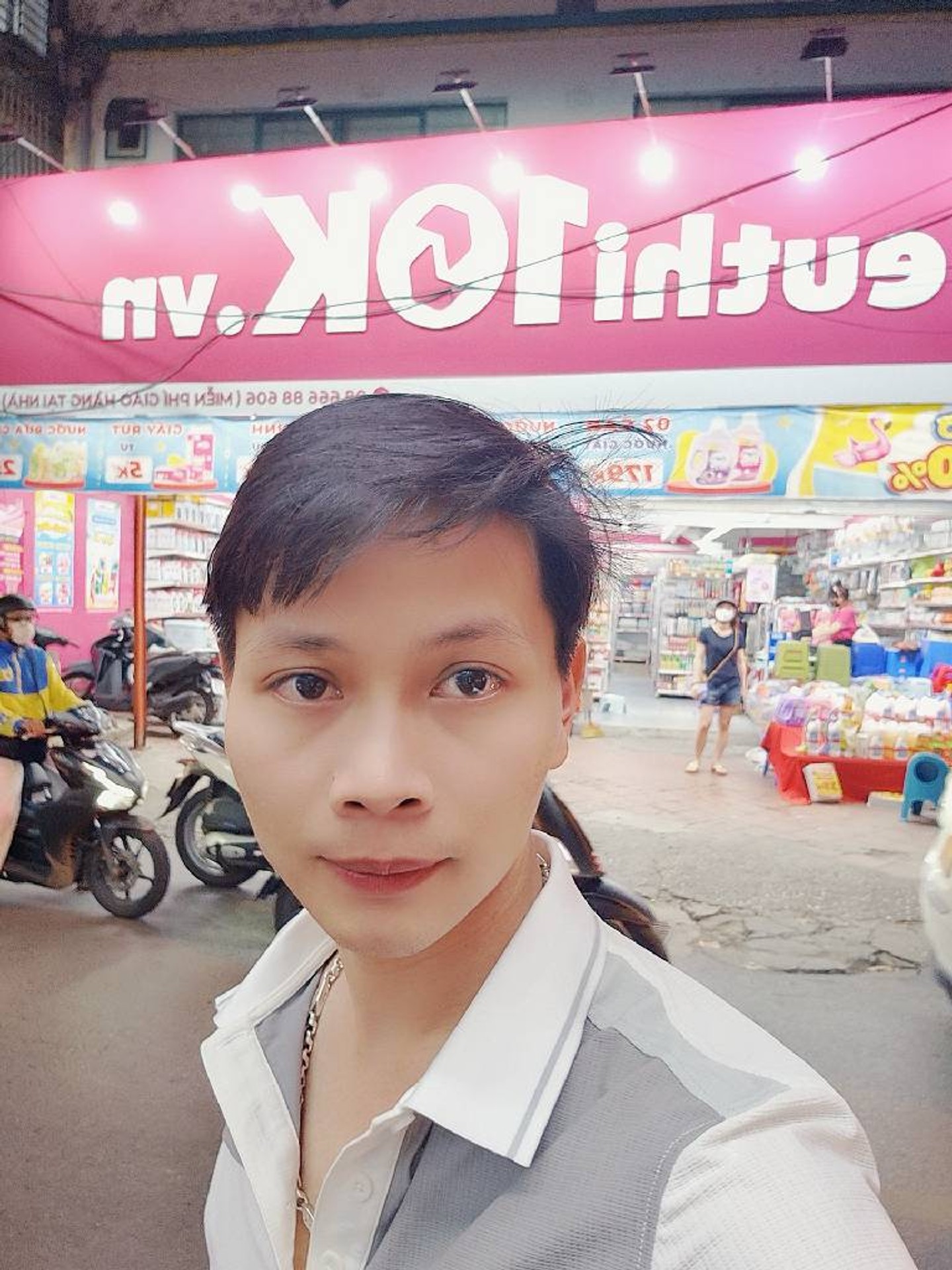 Bán nhà Quan Nhân - diện tích 177m2 2 tầng - ô tô tránh - giá 72 tỷ