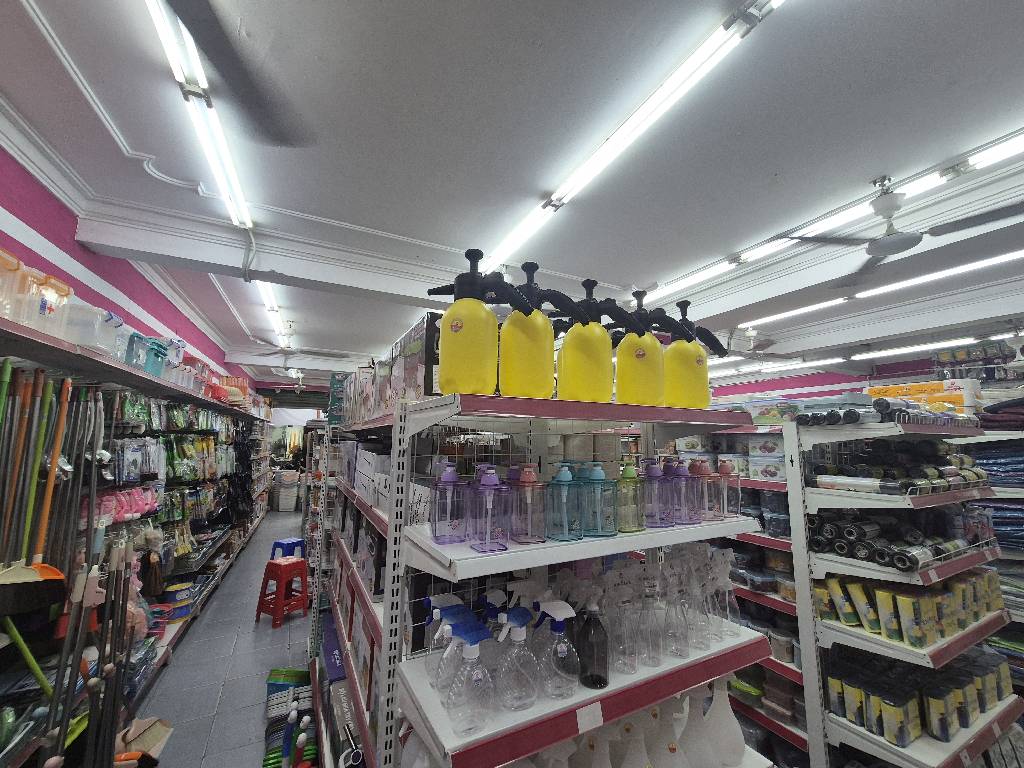 Bán nhà Quan Nhân - diện tích 177m2 2 tầng - ô tô tránh - giá 72 tỷ