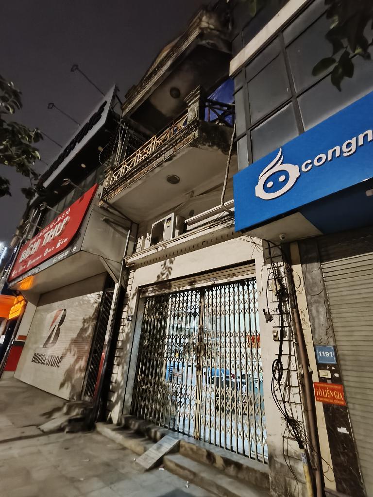 Bán nhà Giải Phóng - diện tích 104m2 3 tầng - MẶT PHỐ KINH DOANH - giá 27 tỷ