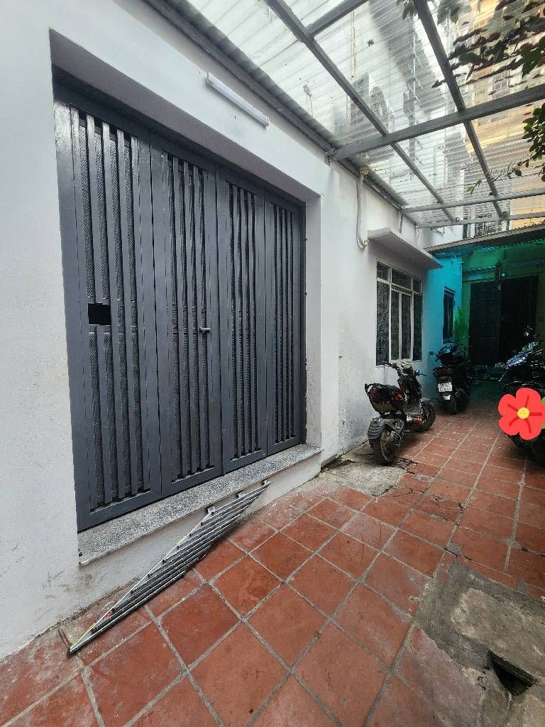 Bán nhà Vĩnh Hưng - diện tích 38m2 5 tầng - ngõ ba gác - giá 8,6 tỷ