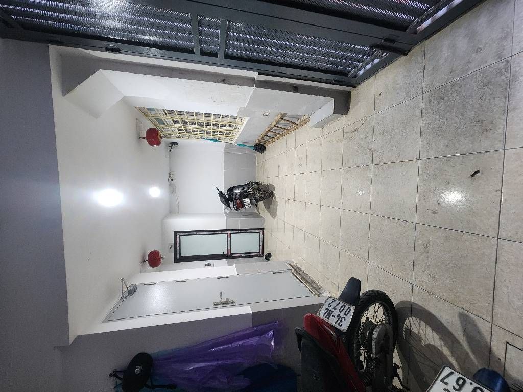Bán nhà Vĩnh Hưng - diện tích 38m2 5 tầng - ngõ ba gác - giá 8,6 tỷ