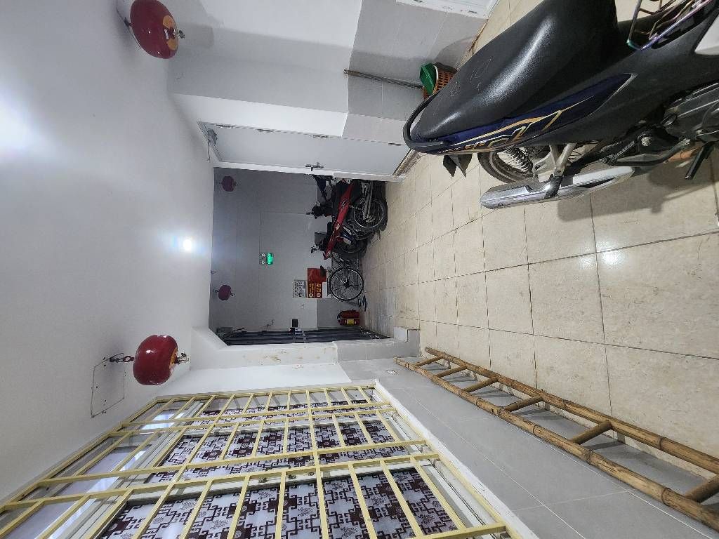Bán nhà Vĩnh Hưng - diện tích 38m2 5 tầng - ngõ ba gác - giá 8,6 tỷ
