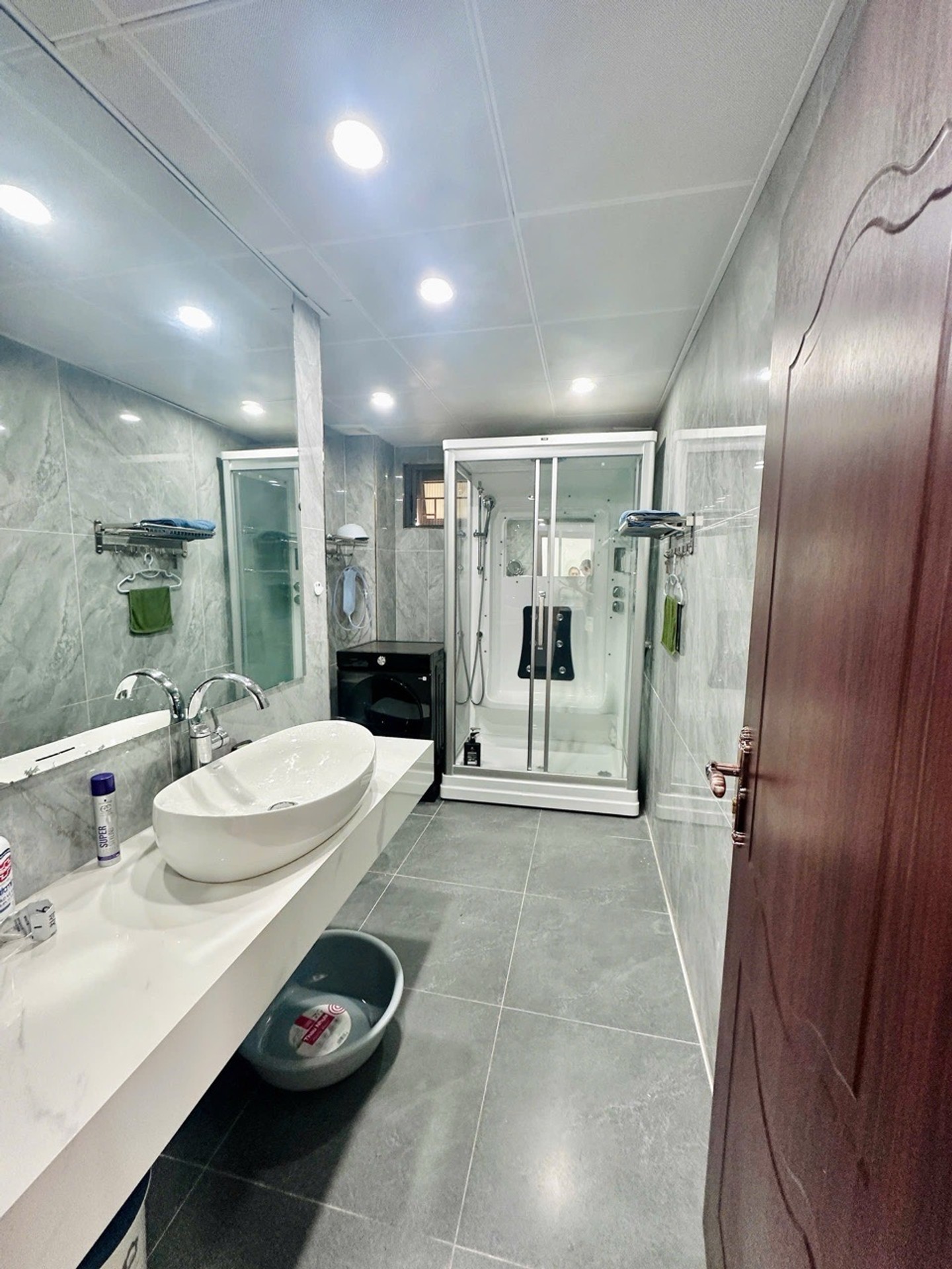 Bán nhà Kim Giang - diện tích 116m2 7 tầng - Ô tô tải đỗ cửa - giá 39 tỷ