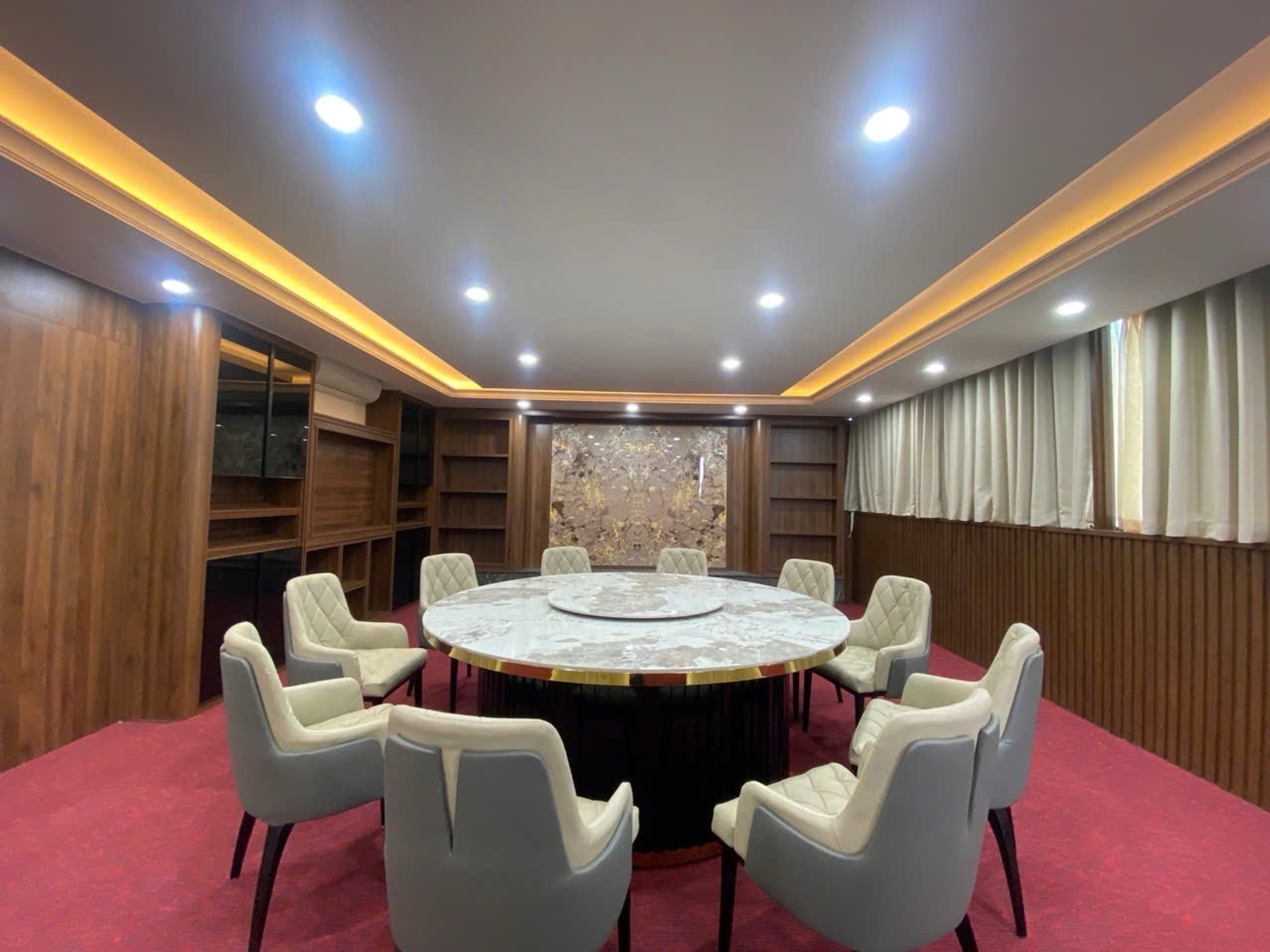 Bán nhà Kim Giang - diện tích 116m2 7 tầng - Ô tô tải đỗ cửa - giá 39 tỷ