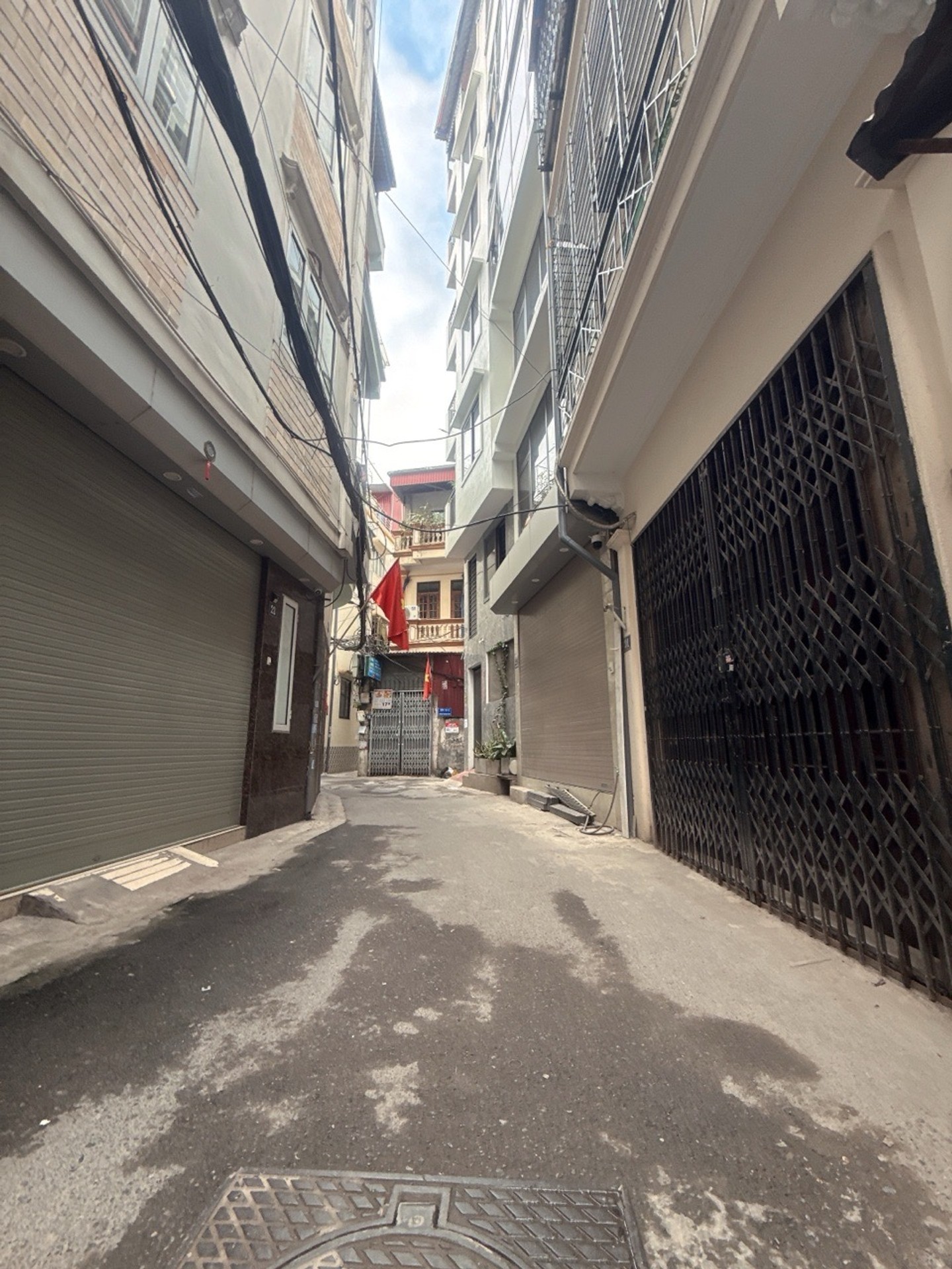 Bán nhà Trương Định - diện tích 49m2 5 tầng - Ô tô - giá 12,4 tỷ