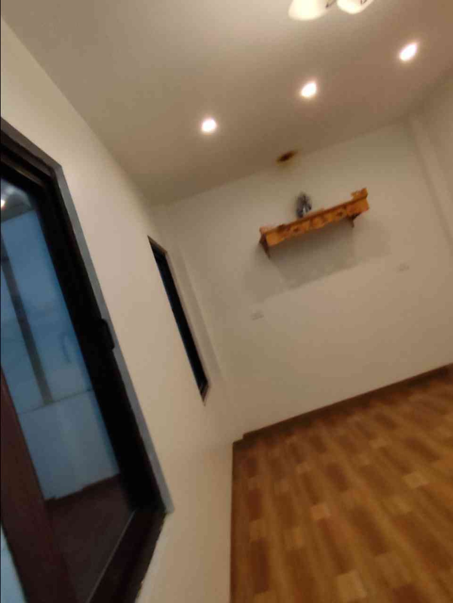 Bán nhà Nguyễn Đức Cảnh - diện tích 30m2 5 tầng - Nhà đẹp hiếm có - giá 7,55 tỷ