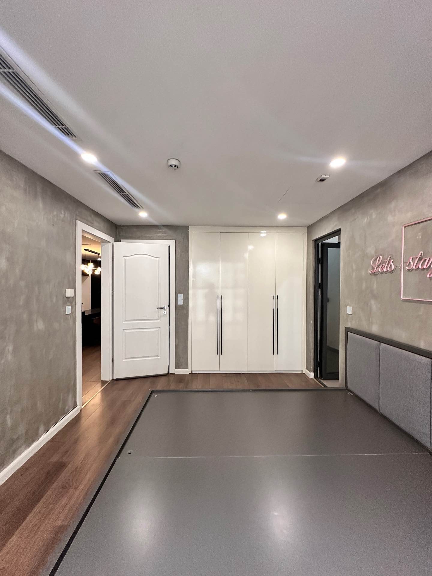 Bán nhà Dương Văn Bé - diện tích 107m2 17 tầng - Chung cư cao cấp - giá 9,4 tỷ
