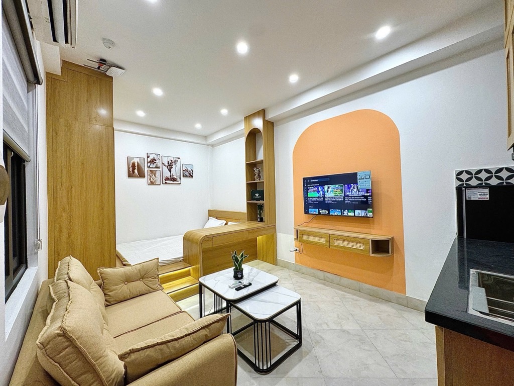 Bán nhà Khương Trung - diện tích 143m2 7 tầng - Ô tô 7 chỗ ngủ trong nhà - giá 42 tỷ